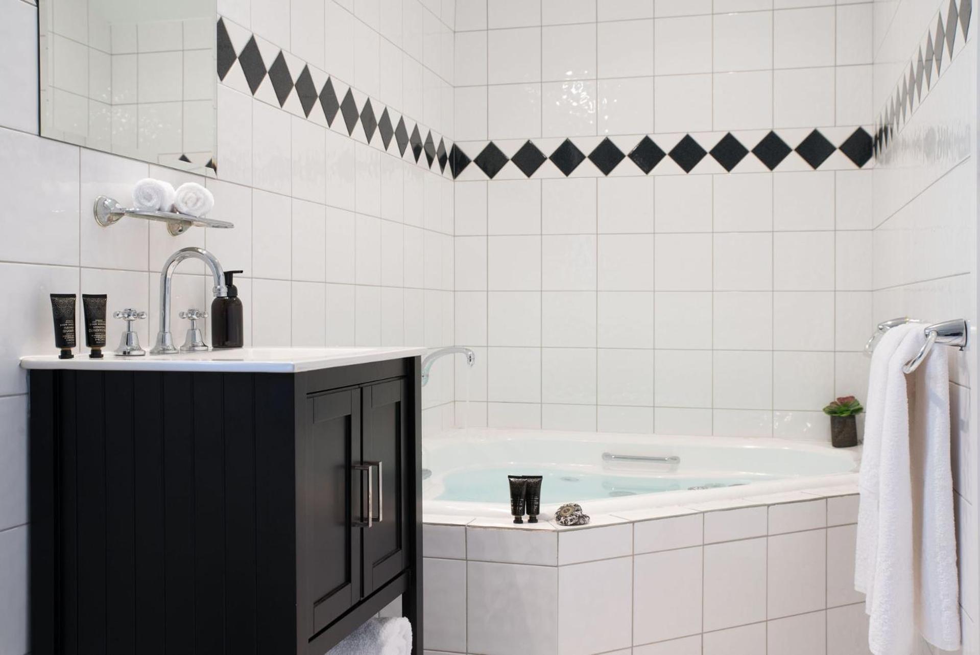 Courthouse Orchid Villa 6 Дейлсфорд Екстериор снимка